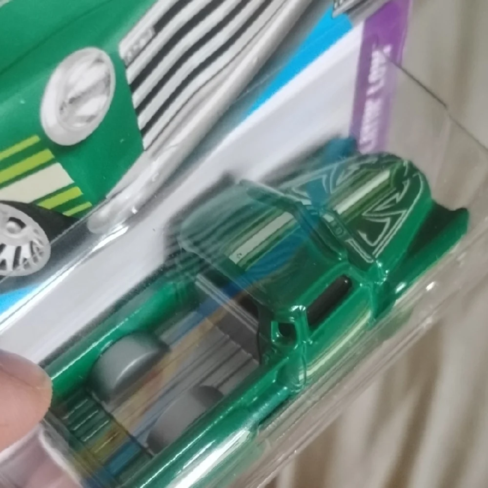 Mattel Hot Wheels Green La Troca Toy Truck